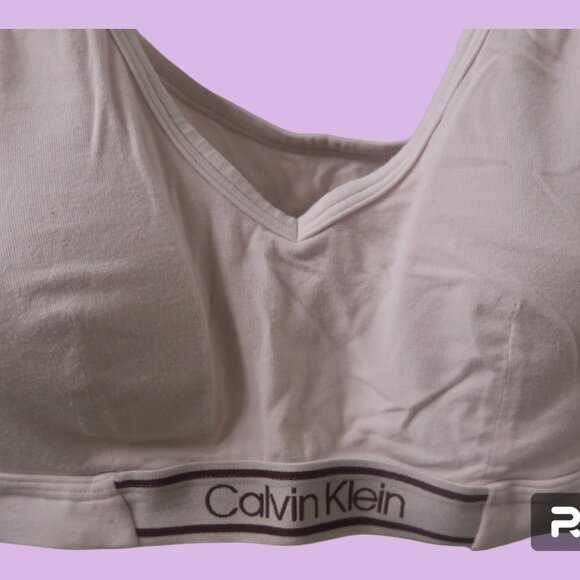 Calvin Klein sports bra simple plain solid in light pink size large. - Picture 2 of 5